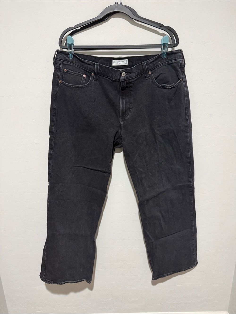 Abercrombie & Fitch Women's Black The Baggy Low Rise Jeans